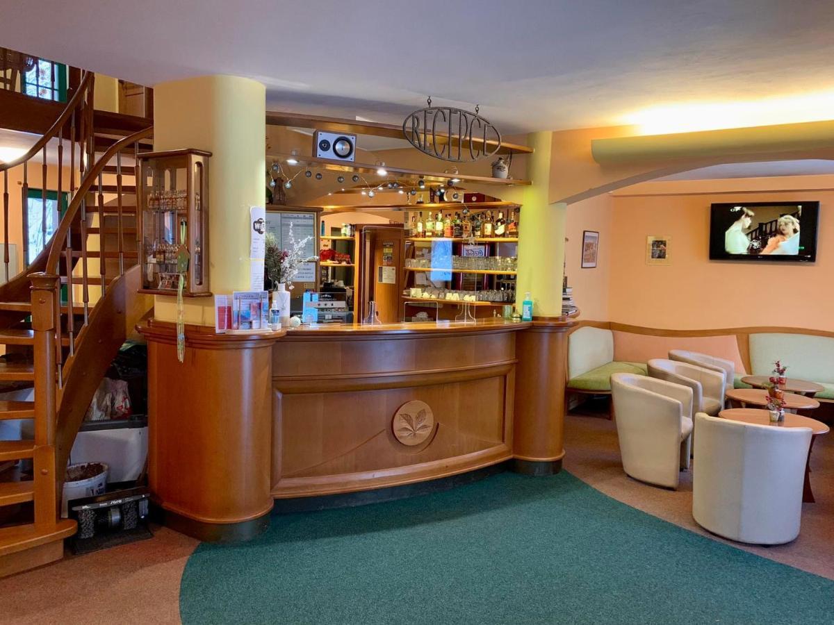 Hotel Loucky Litvinov Exterior photo